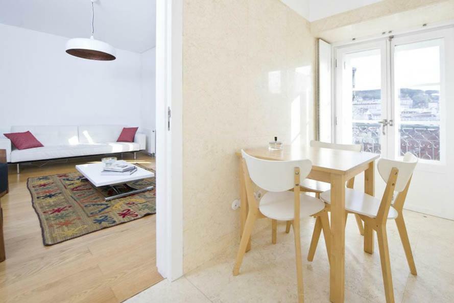 Chiado Design Apartment 5E Lisbona Esterno foto