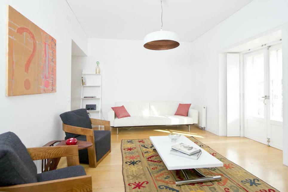 Chiado Design Apartment 5E Lisbona Esterno foto